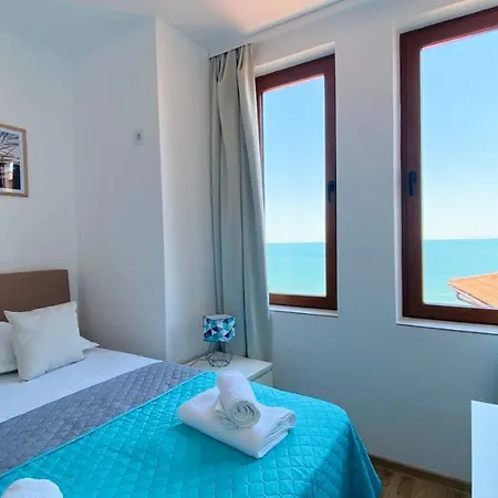 Apartment Garden Of Eden Modern - Apartello,com Sweti Wlas