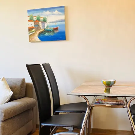 Garden Of Eden Modern - Apartello,com Apartmán